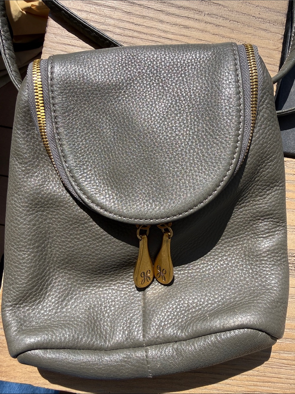 Hobo Fern Green Leather Crossbody Bag Purse - Picture 3 of 4